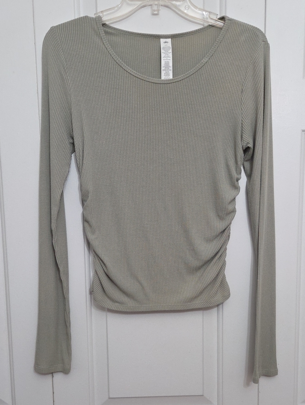 Alo Yoga Gather Long Sleeve Limestone/ Large